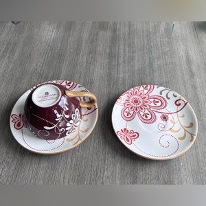 Coffee cup and saucer set